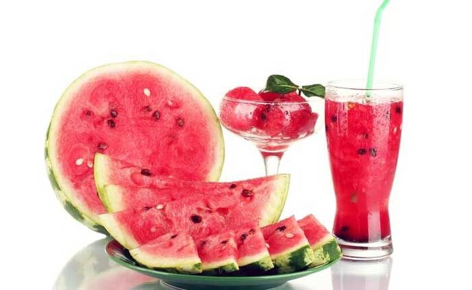 Watermelon to lose weight quickly and cleanse the body. 